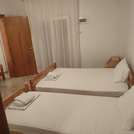 Michalos Apartments Paralia Skotinis Exterior photo